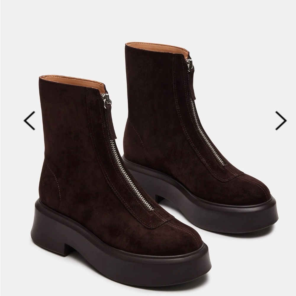 Steve Madden JONES Suede Ankle Boots – Size 8.5